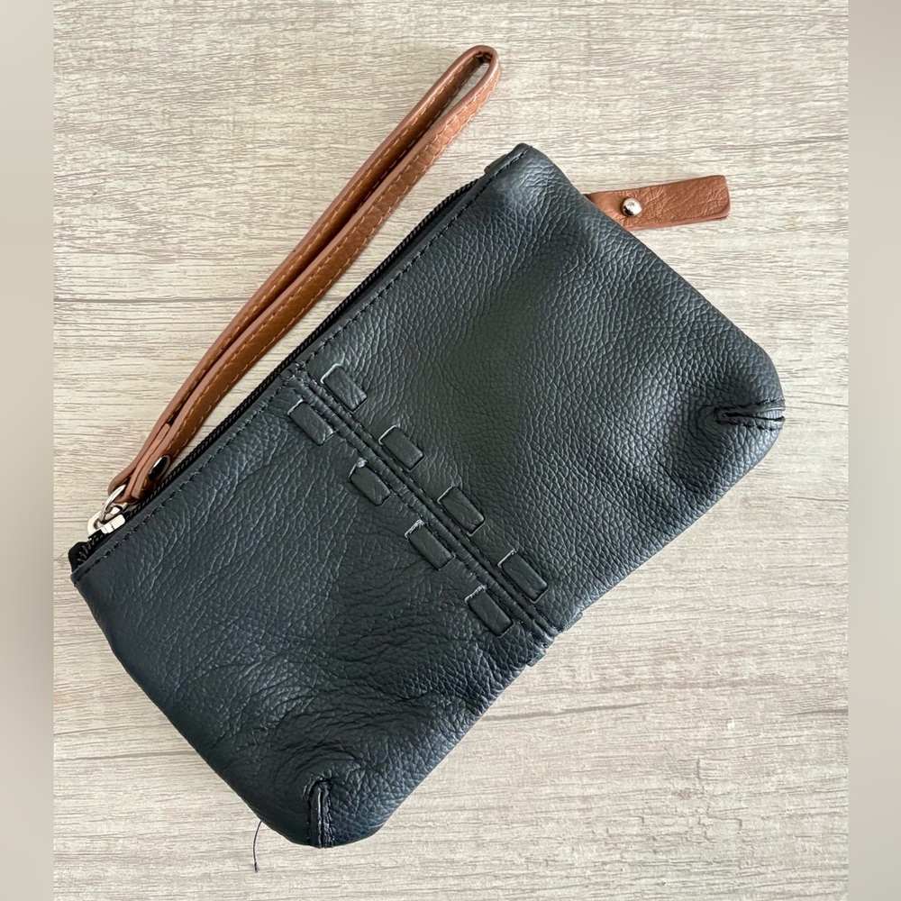 Black Syntetic Leather Wristlet Clutch